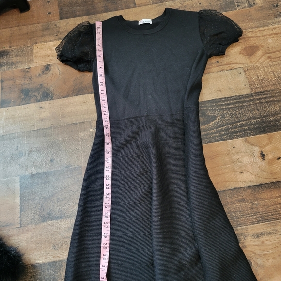 Medium Red Valentino Black Puff Organza Sleeve Virgin Wool Dress - Picture 4 of 8